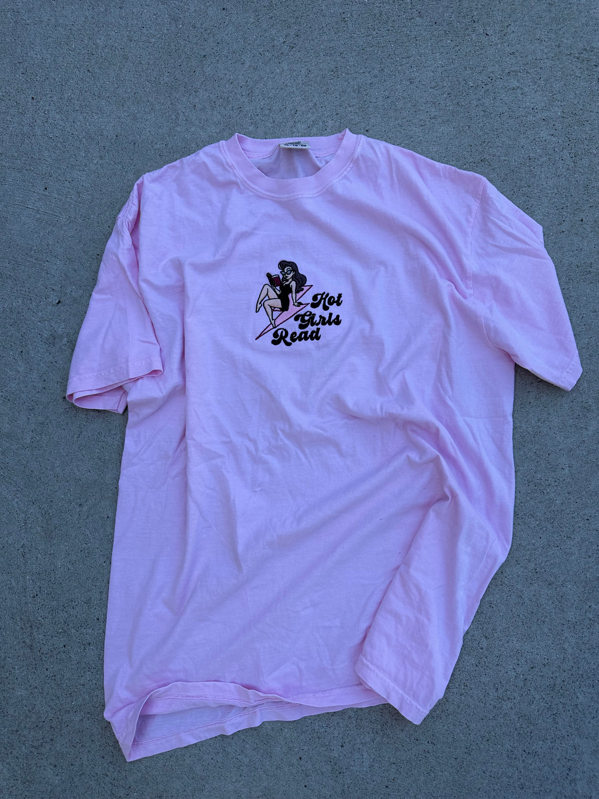 Hot Girls Read Shirt
